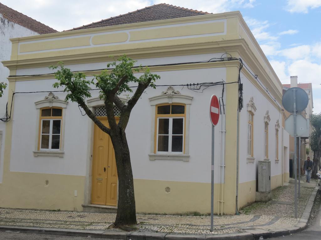 Surfers Shelter Bed & Breakfast Figueira da Foz Dış mekan fotoğraf